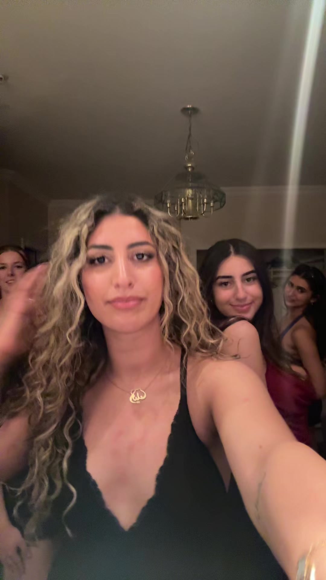 @notavin
