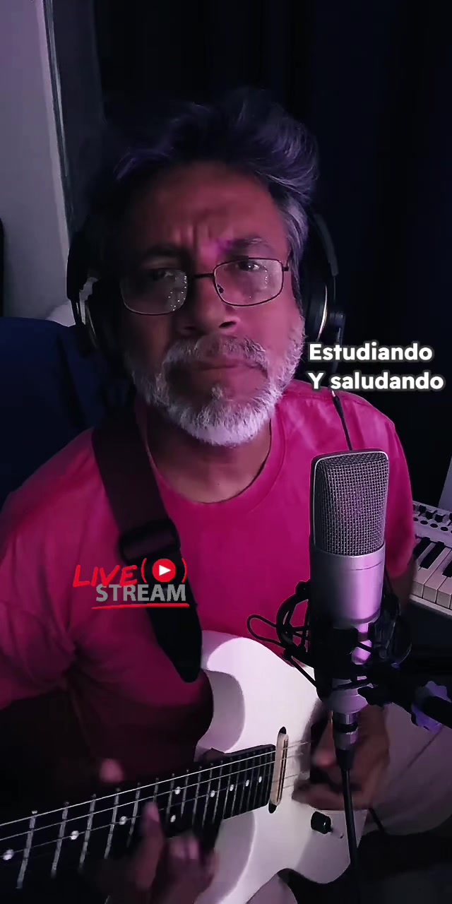 @Rola_Cruz