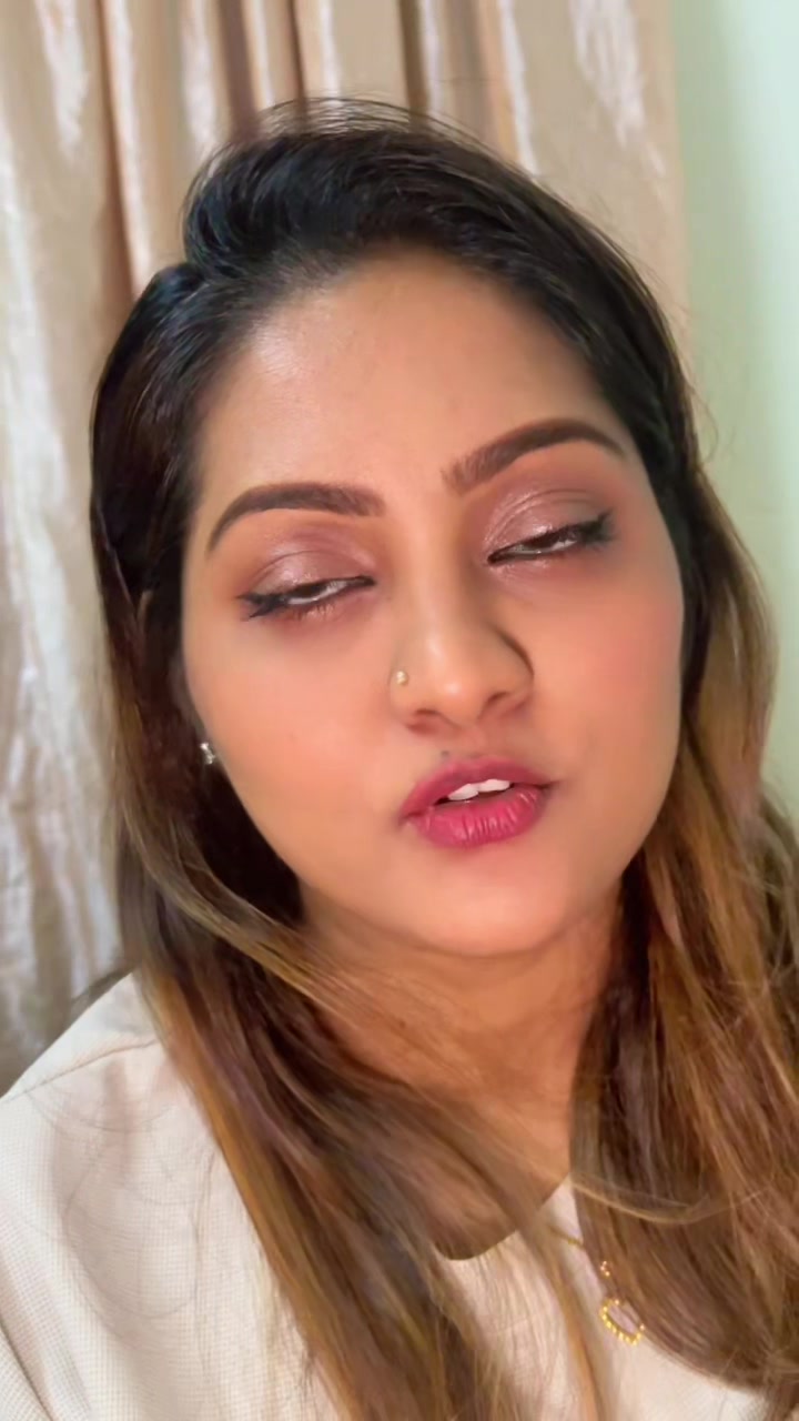 @gayathirigoverajan_Official
