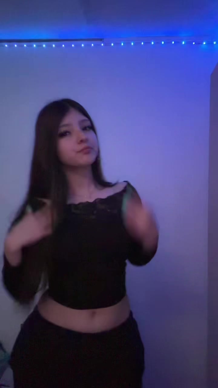 @Valentina