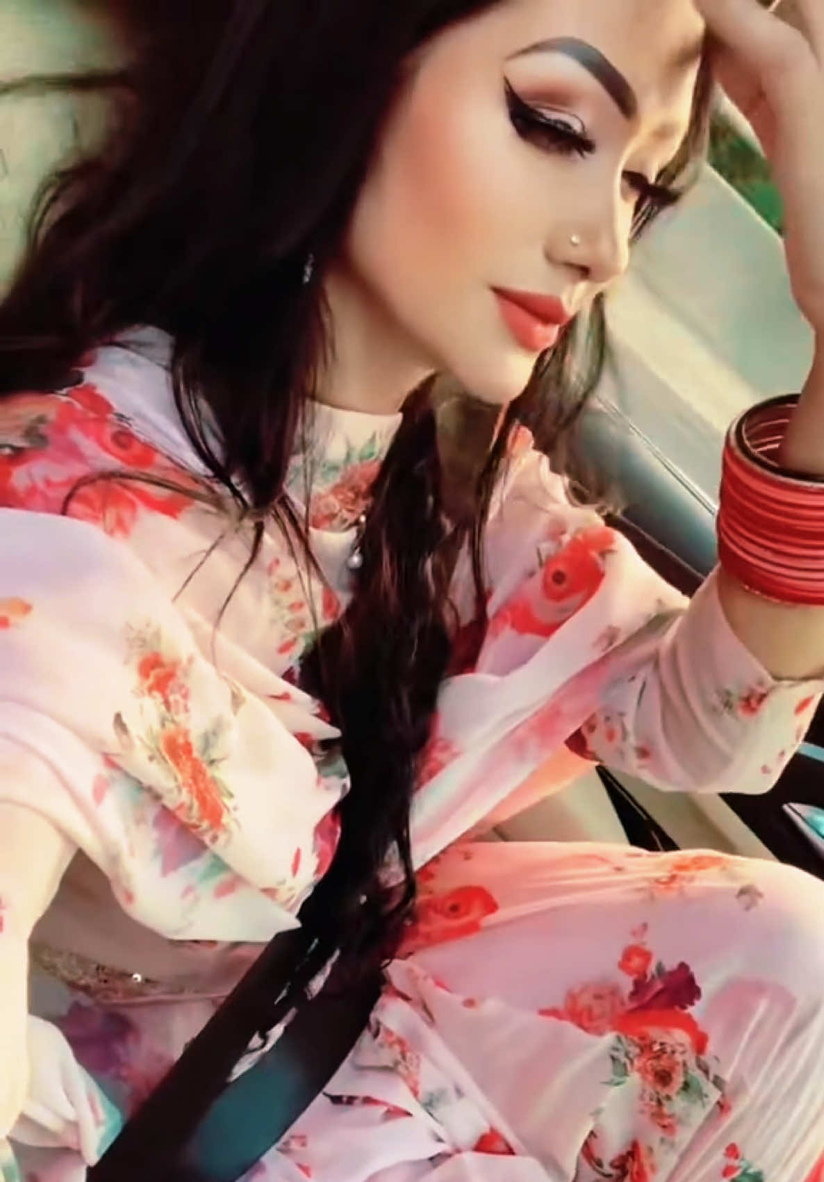 @Zoya the YouTube queen 👸✅1