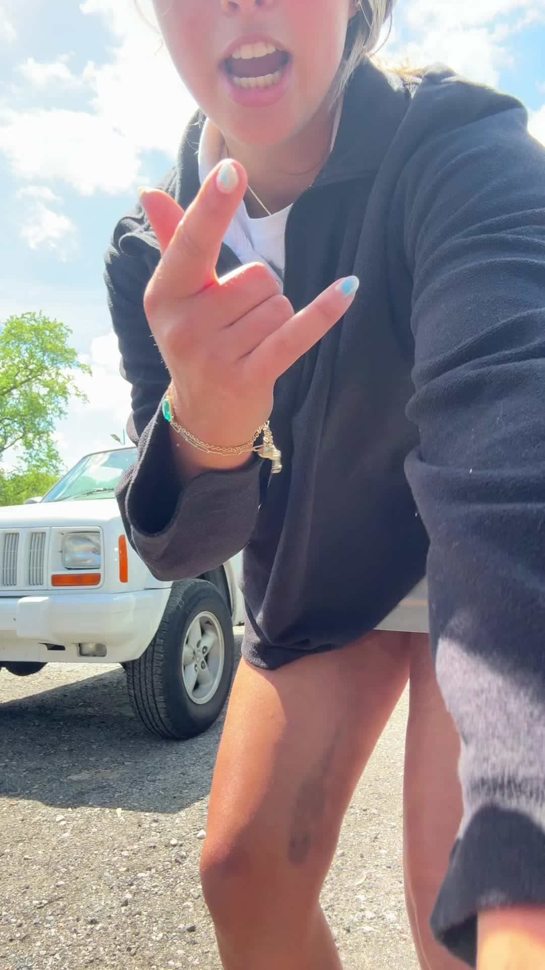 @hi