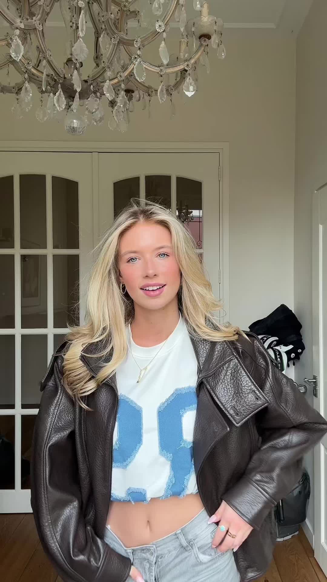 @𝑅.