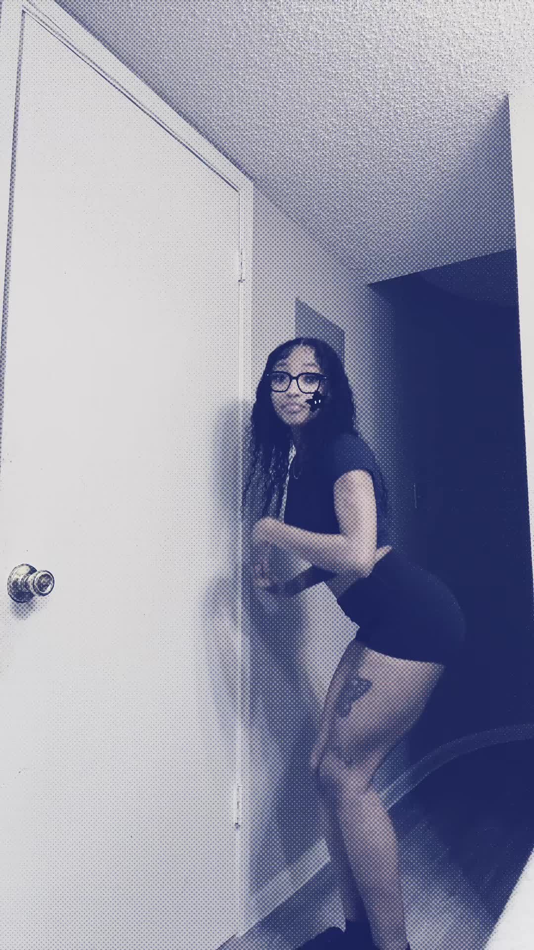 @favoritethroat