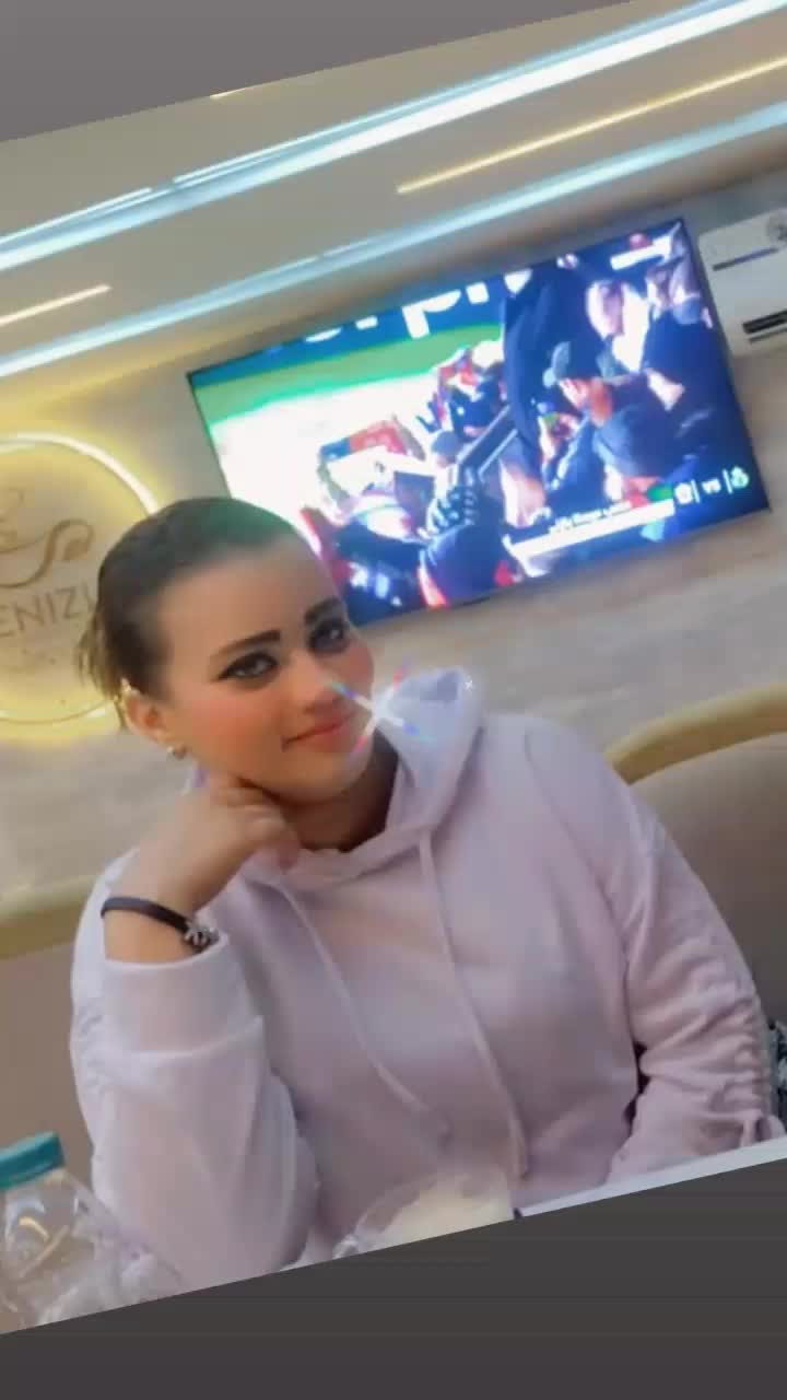 @Bouchra Laroussi