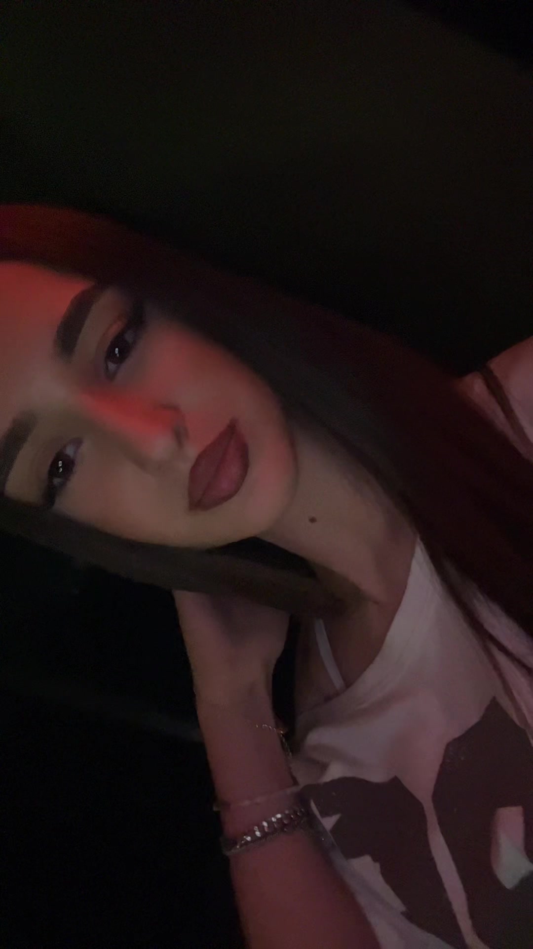 @ℰ