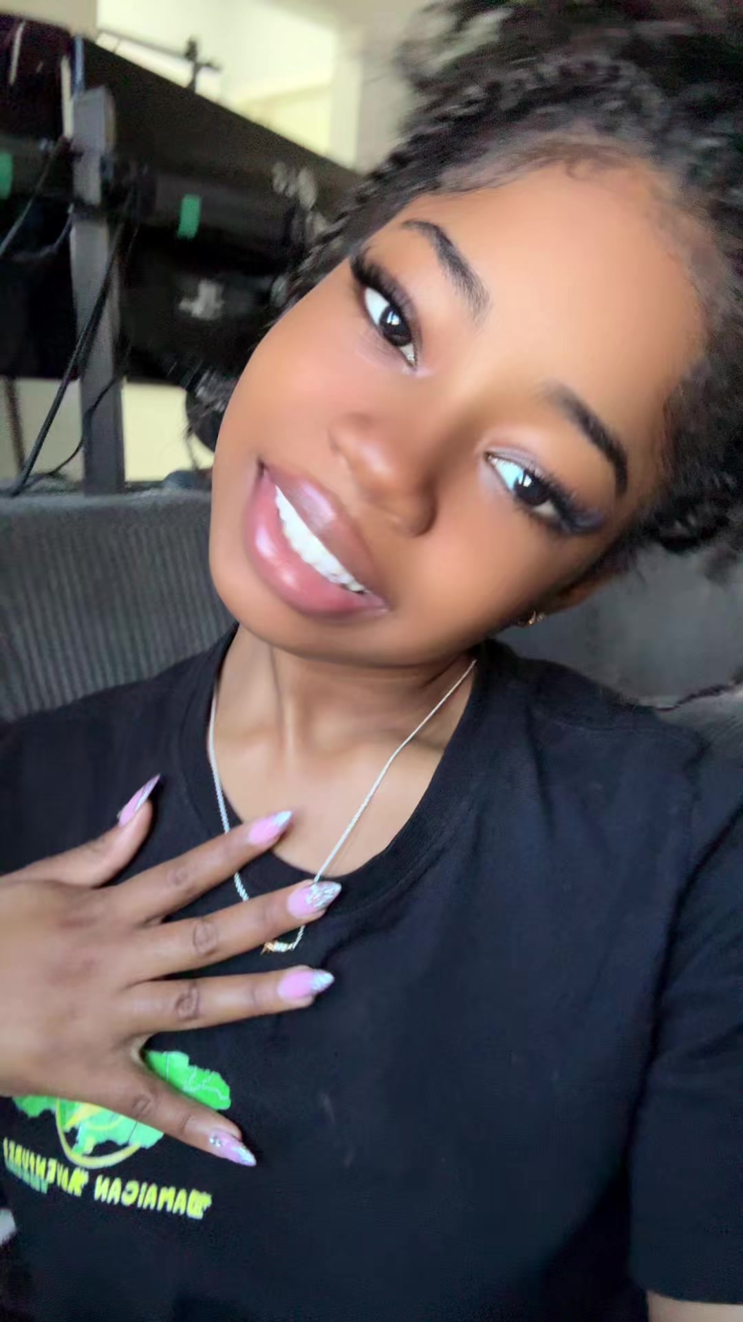 @Jadaᥫ᭡
