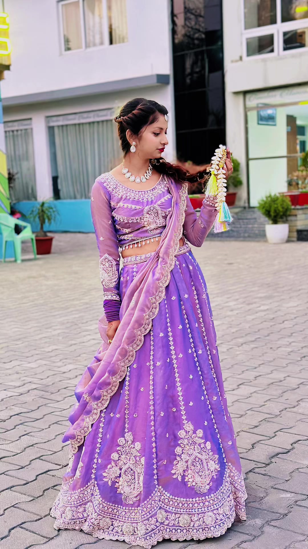 @Anzali