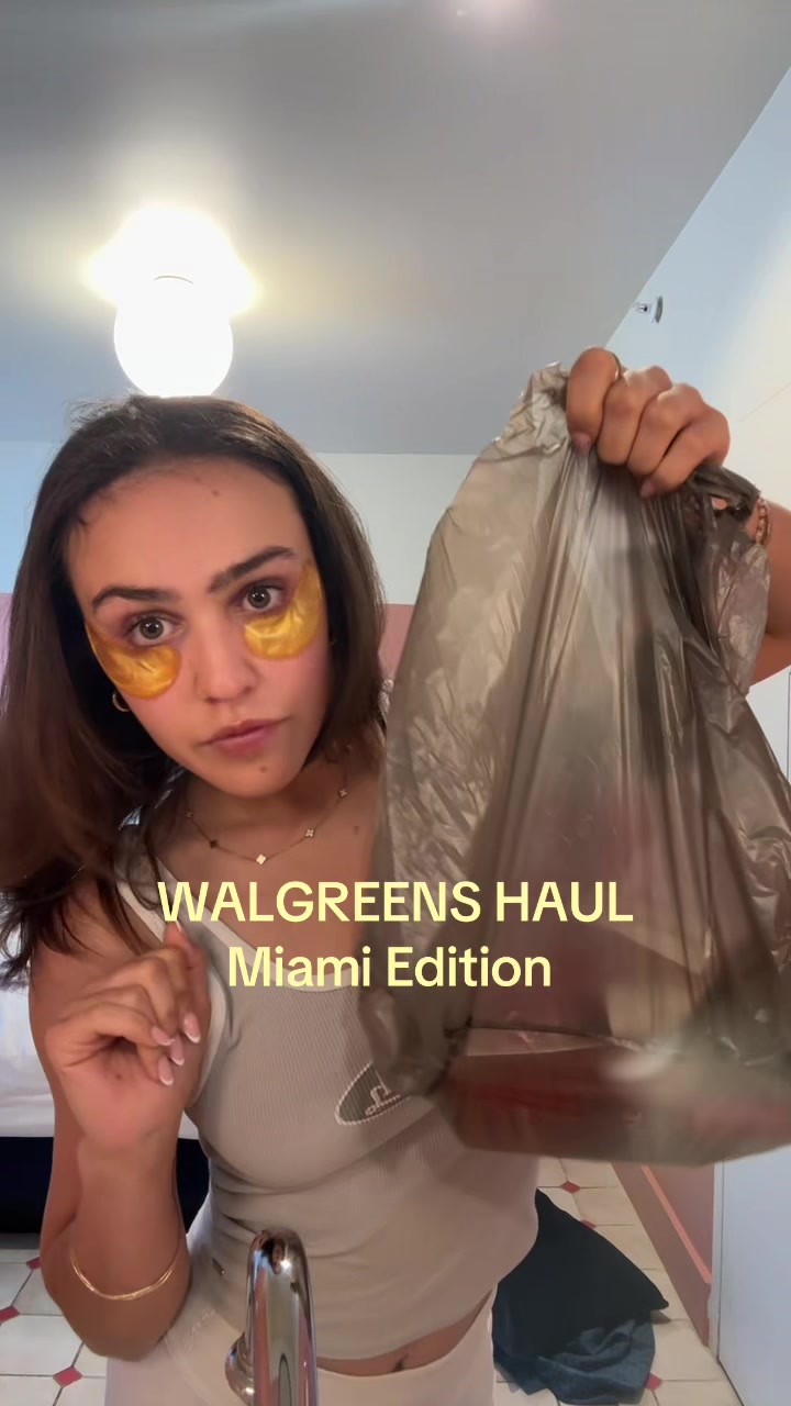 @Anni🪩🍒🏋️♀️