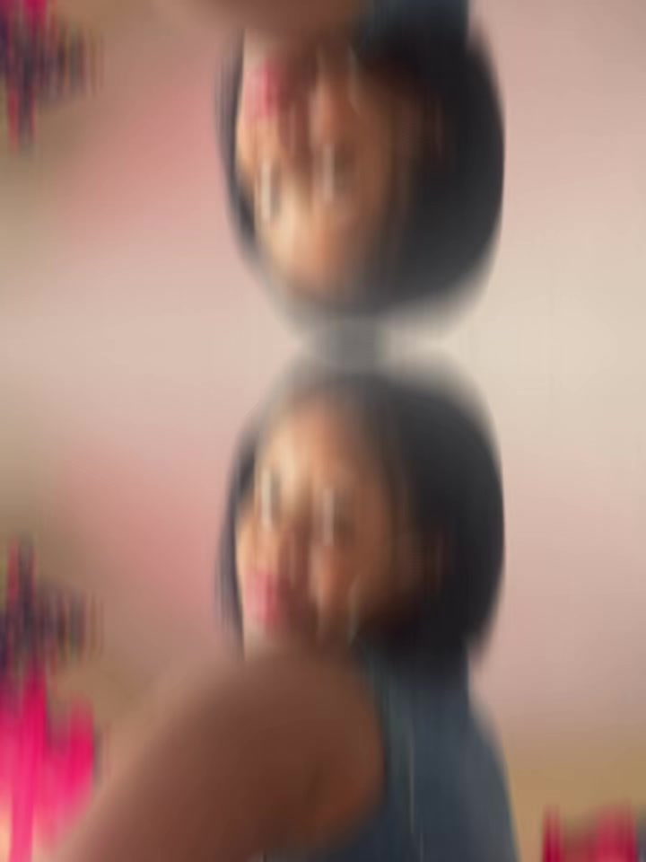 @Alexandra Azor