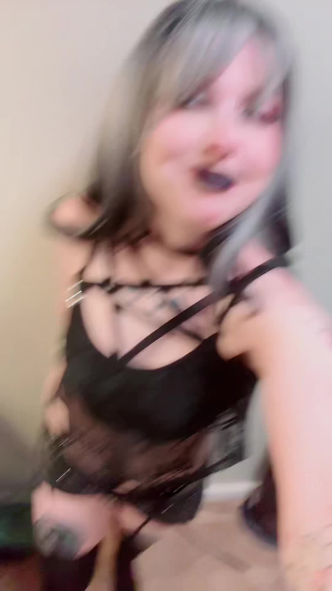 @SkyeOpheliaWarwick
