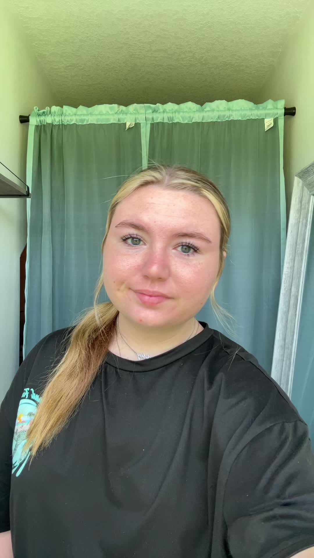 @defnotsydneyrae
