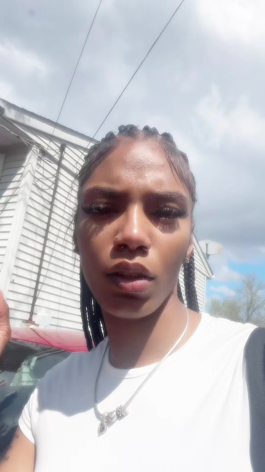 @lynnn