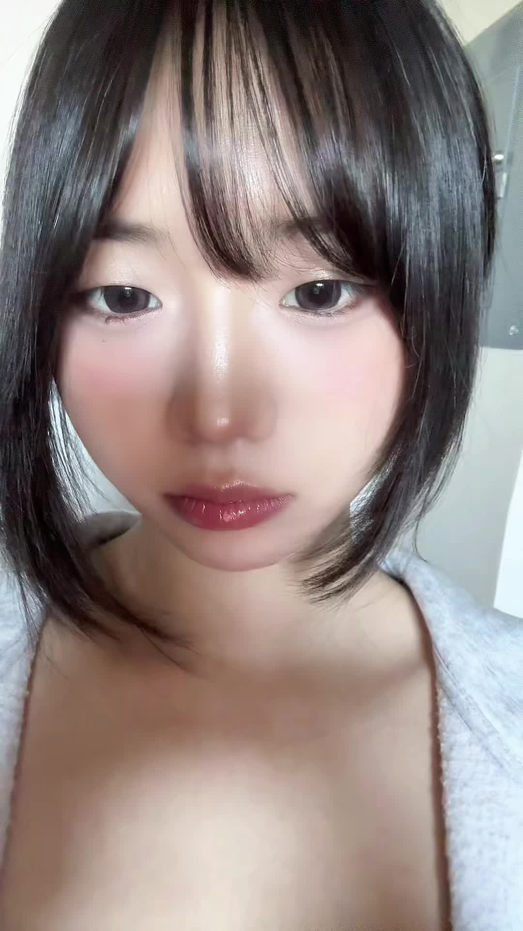 @emi ୨୧