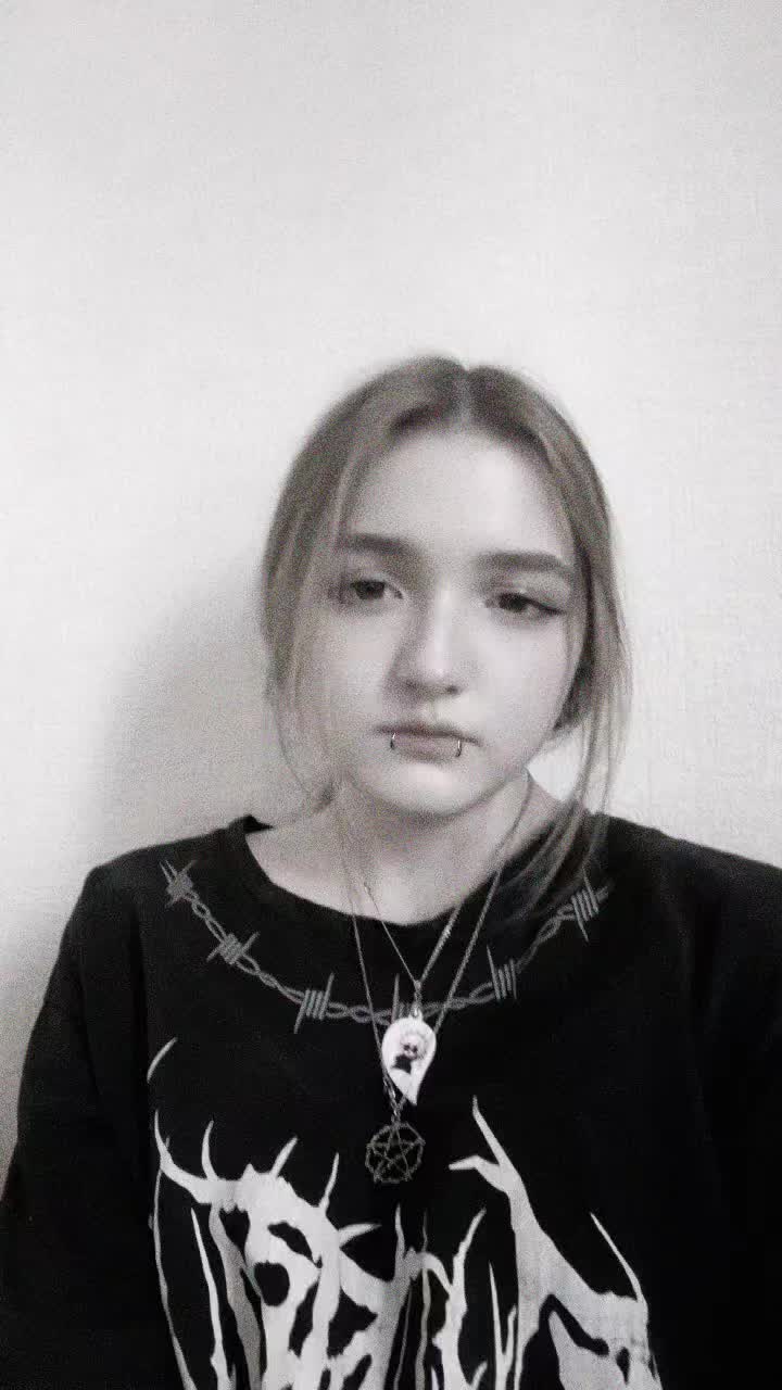 @🤍_𝔹𝕝𝕒𝕔𝕜 𝕀𝕔𝕖_🖤