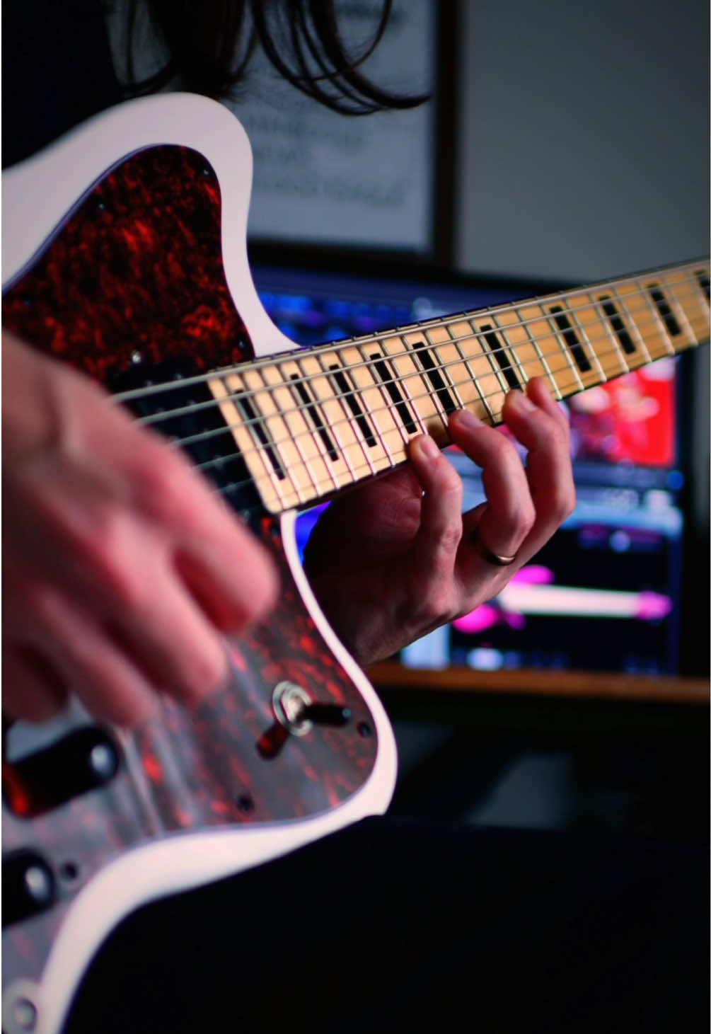 @Taylor Aguirre | Guitarist ஃ