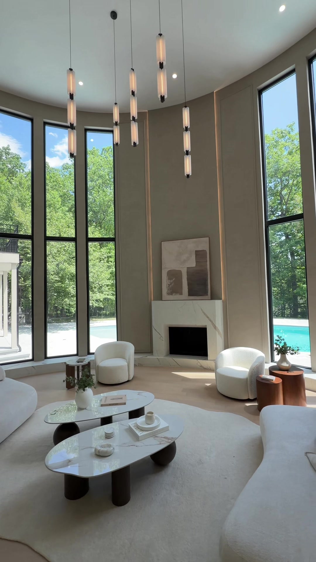 @LuxQue Media Real Estate