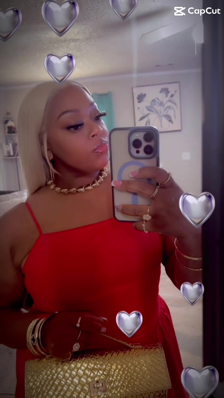 @EbbBree