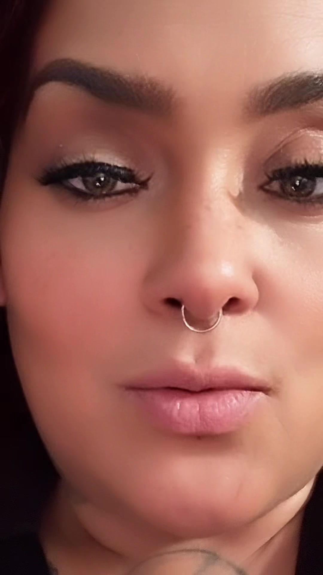 @Bombbeauty