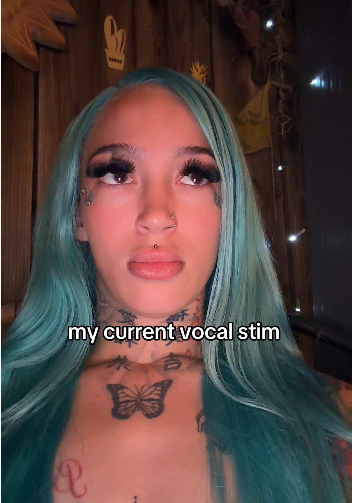 @♕