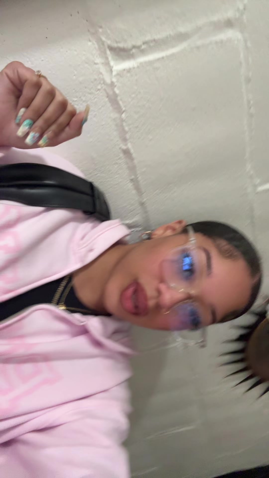 @feenforvaidaa
