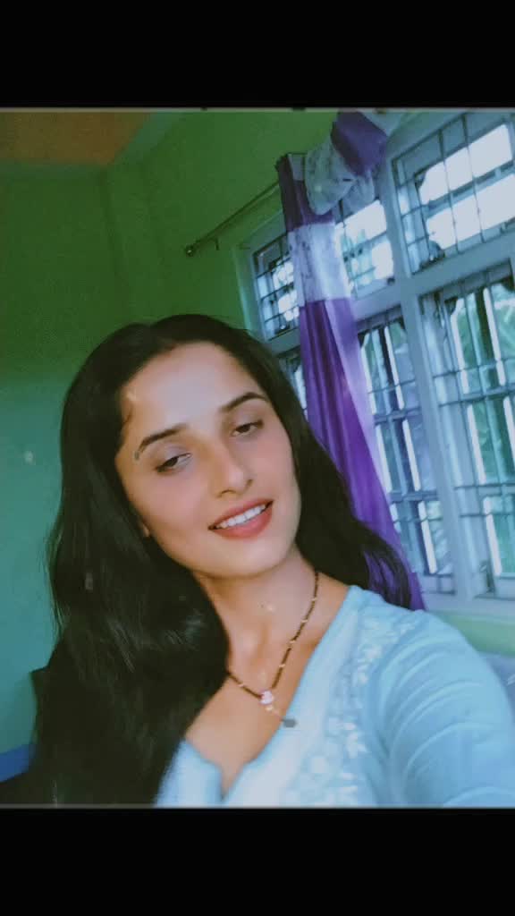 @Ru H Za 🙋🤟