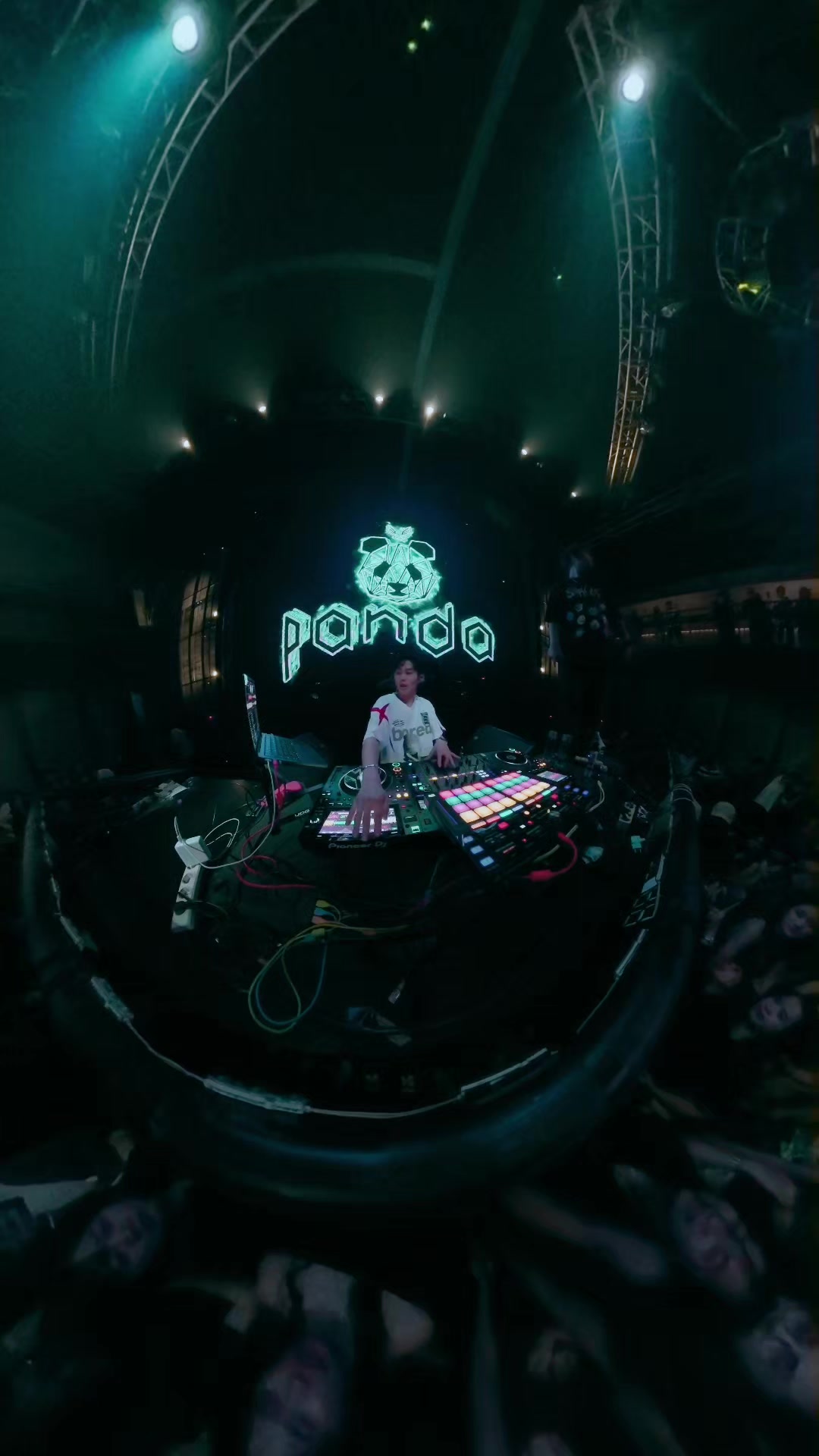 @DJ Panda
