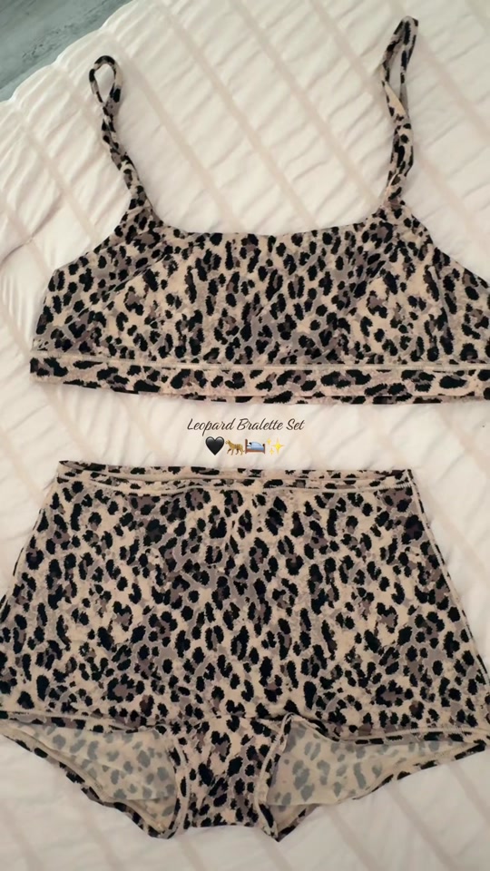 @Melanie🐈⬛