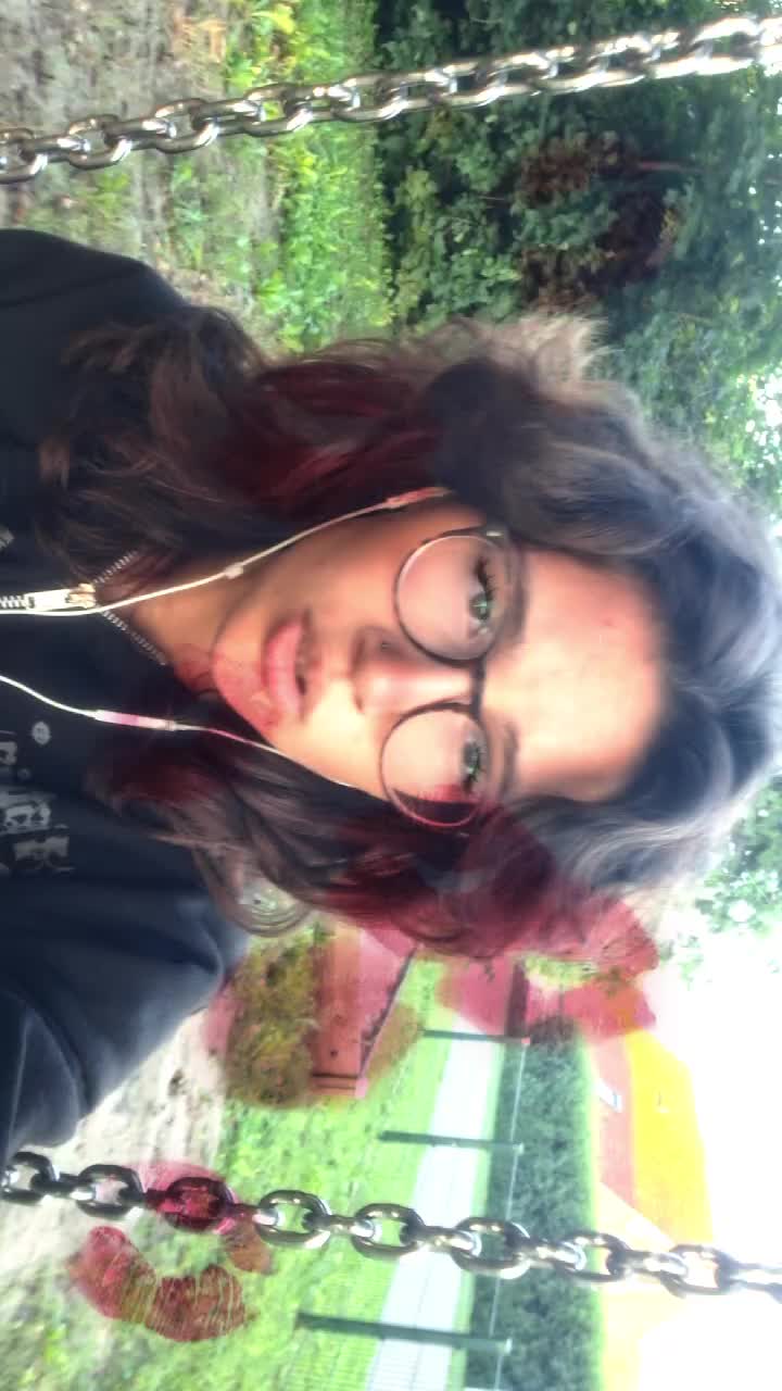 @zoeyy:3