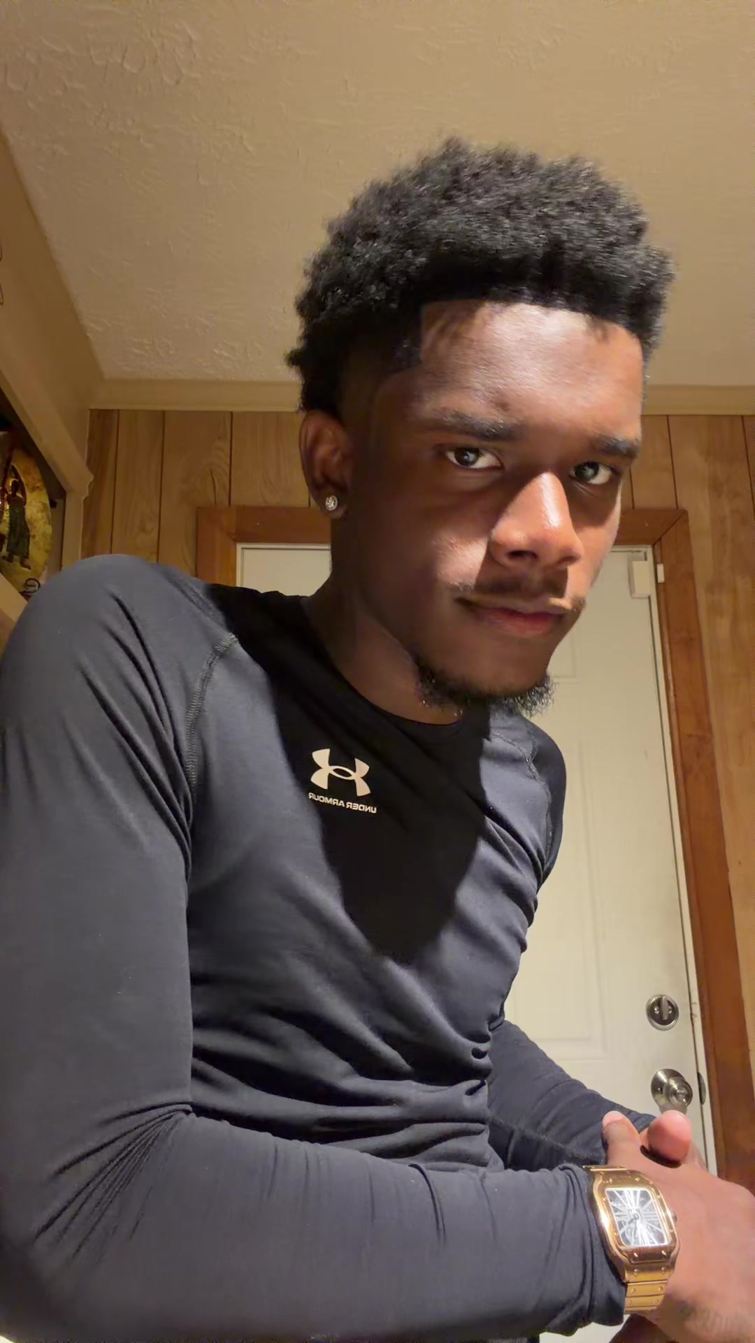 @￼