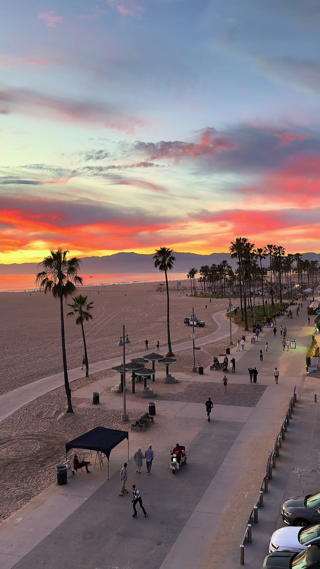 @Venice Beach Boardwalk