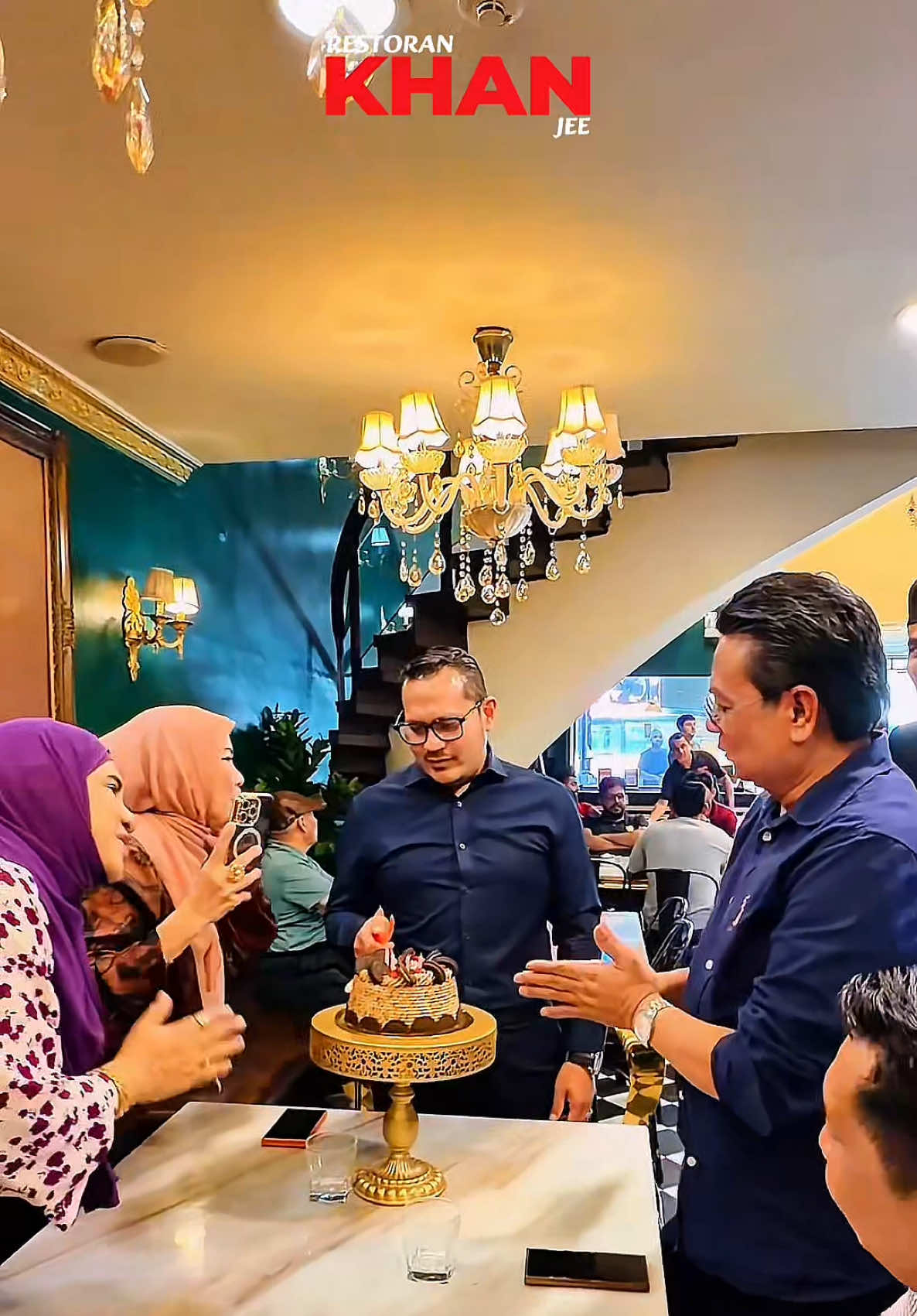 @KhanjeeRestoran1