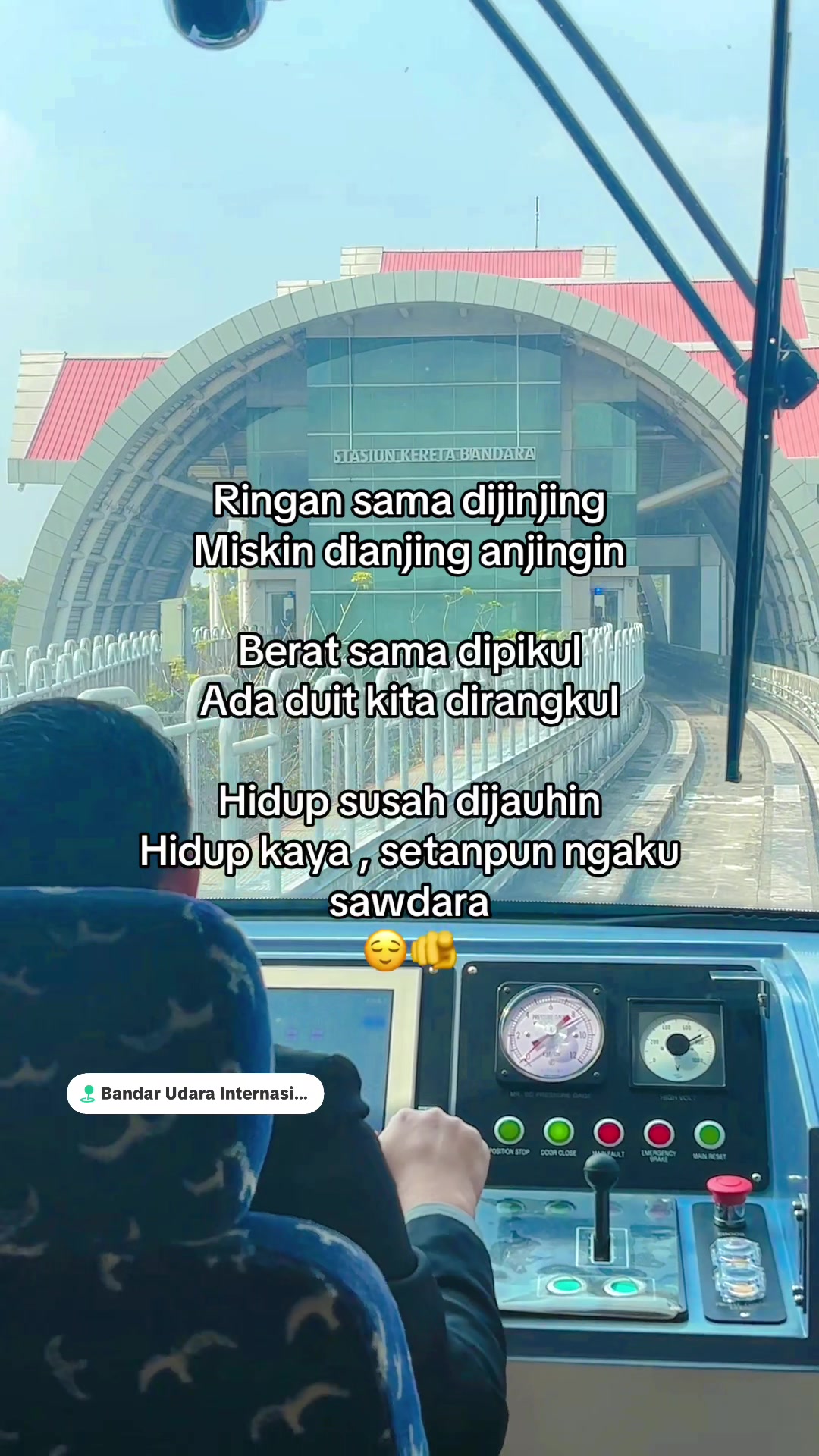 @๐๐๐ซ๐ฅ๐ข๐๐งโธโธ ห.๐เผโ