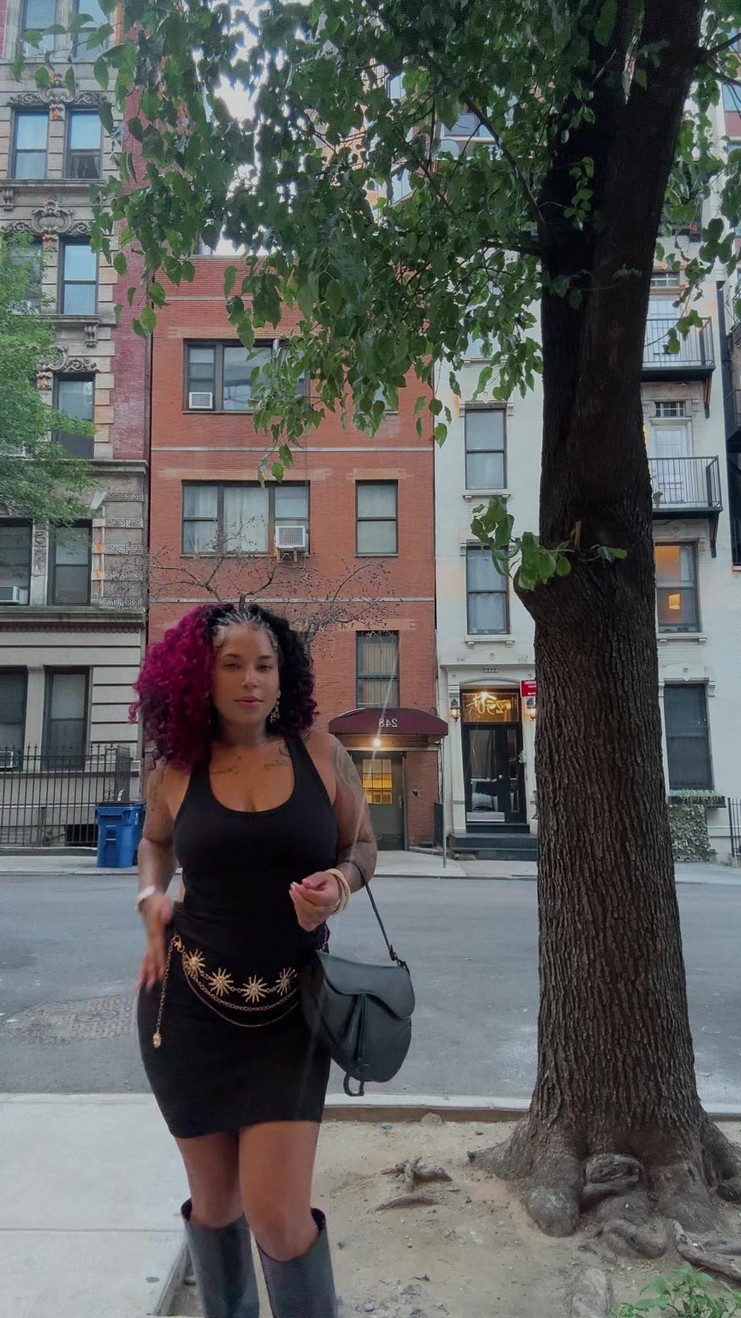 @ShhmoneyCurl