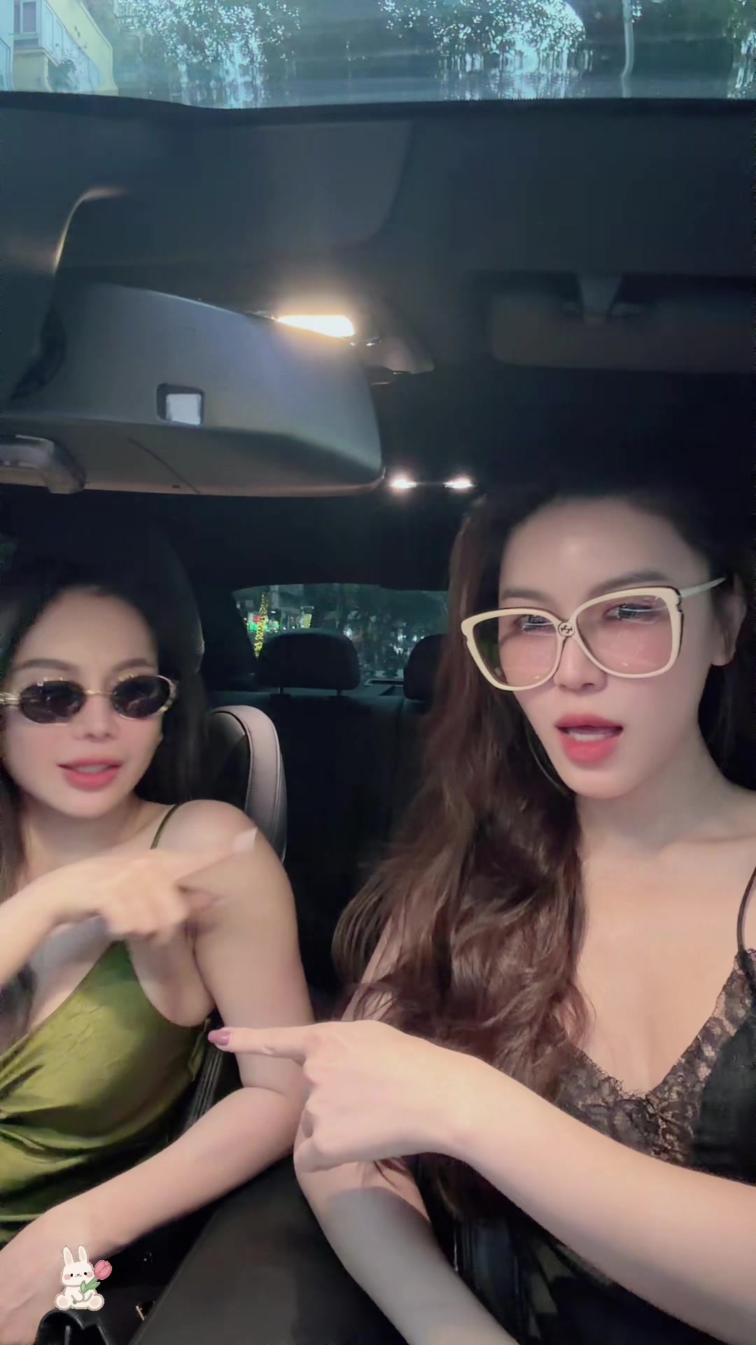 @Camy Thuy Tien