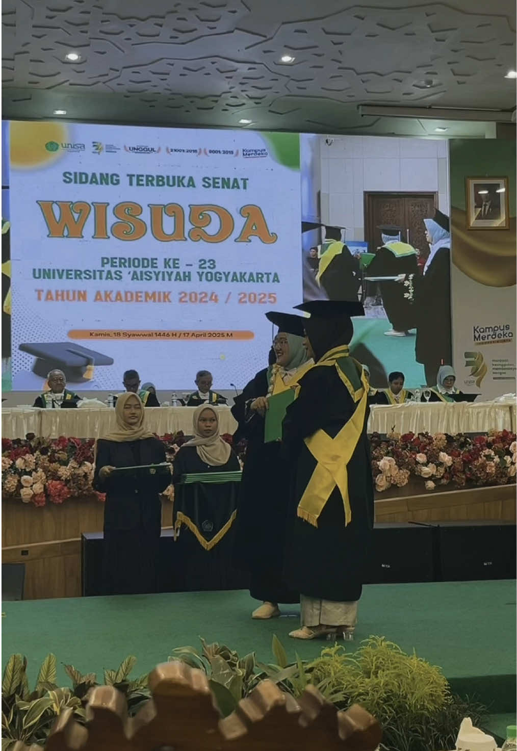 @Ara Tiara