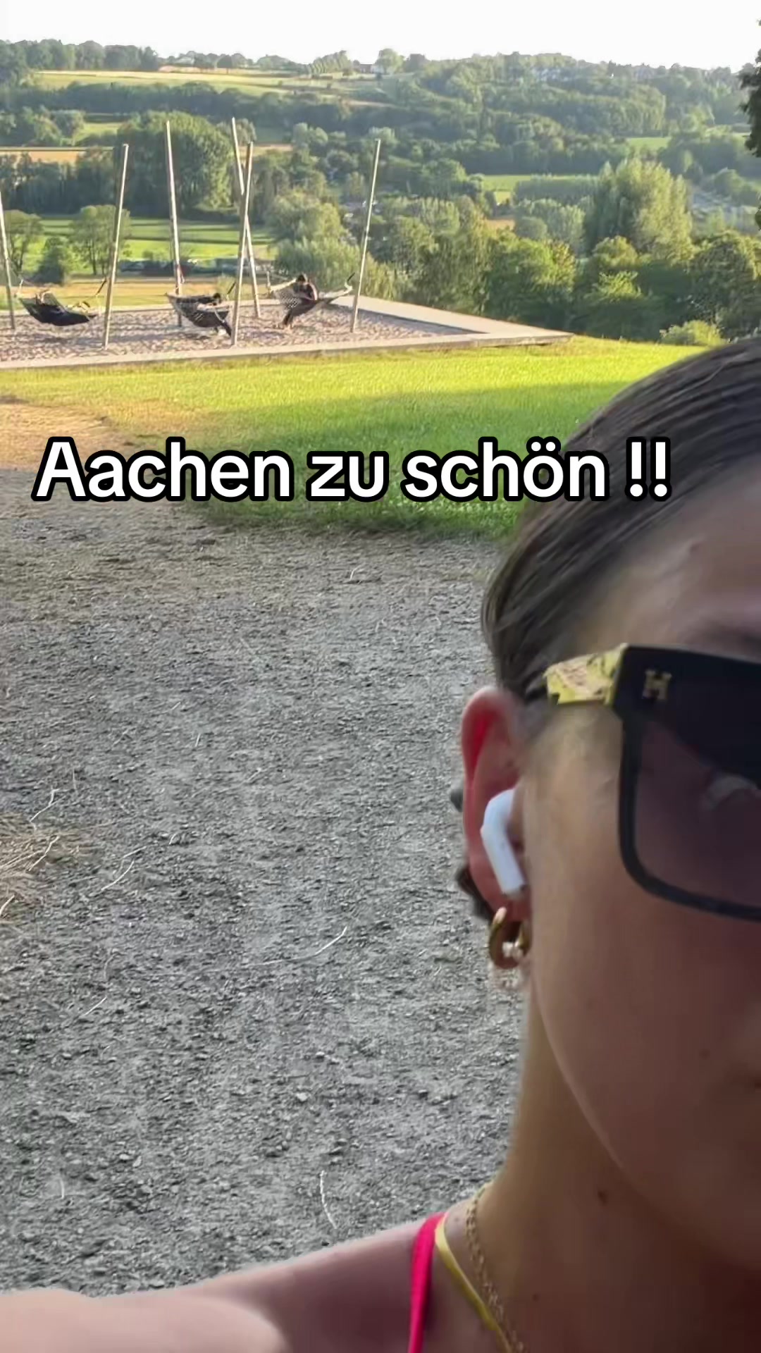 @Laramarieconrads