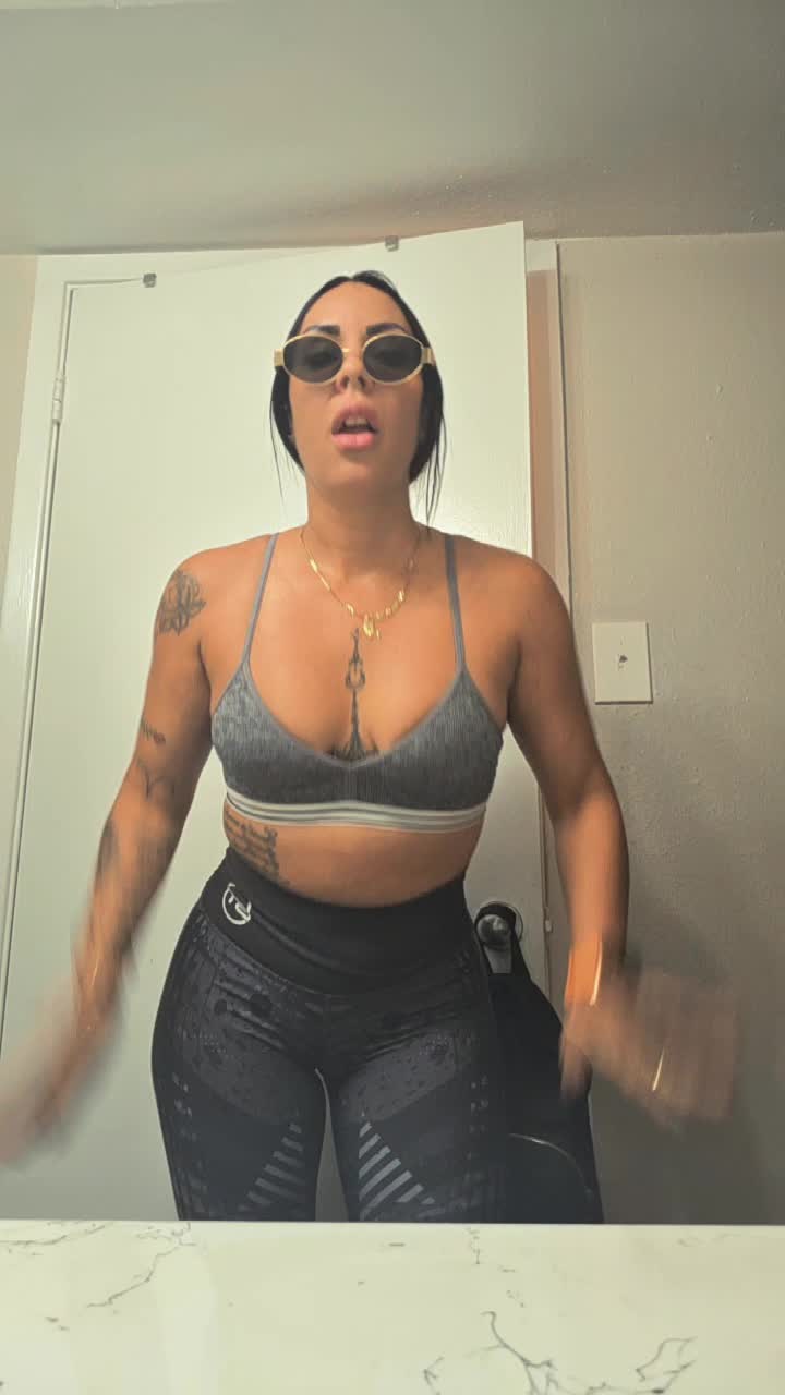 @Yenia❤️