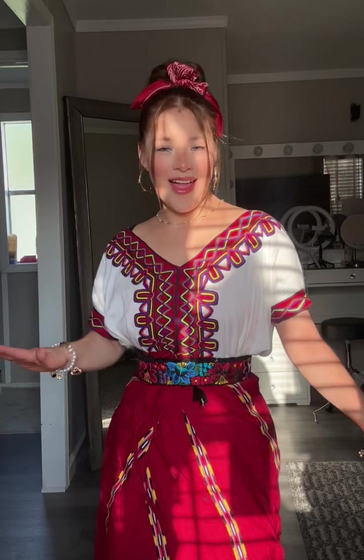 @𝘈𝘭𝘝𝘈𝘙𝘌𝘡 𝘊𝘈𝘭𝘭𝘌🎩