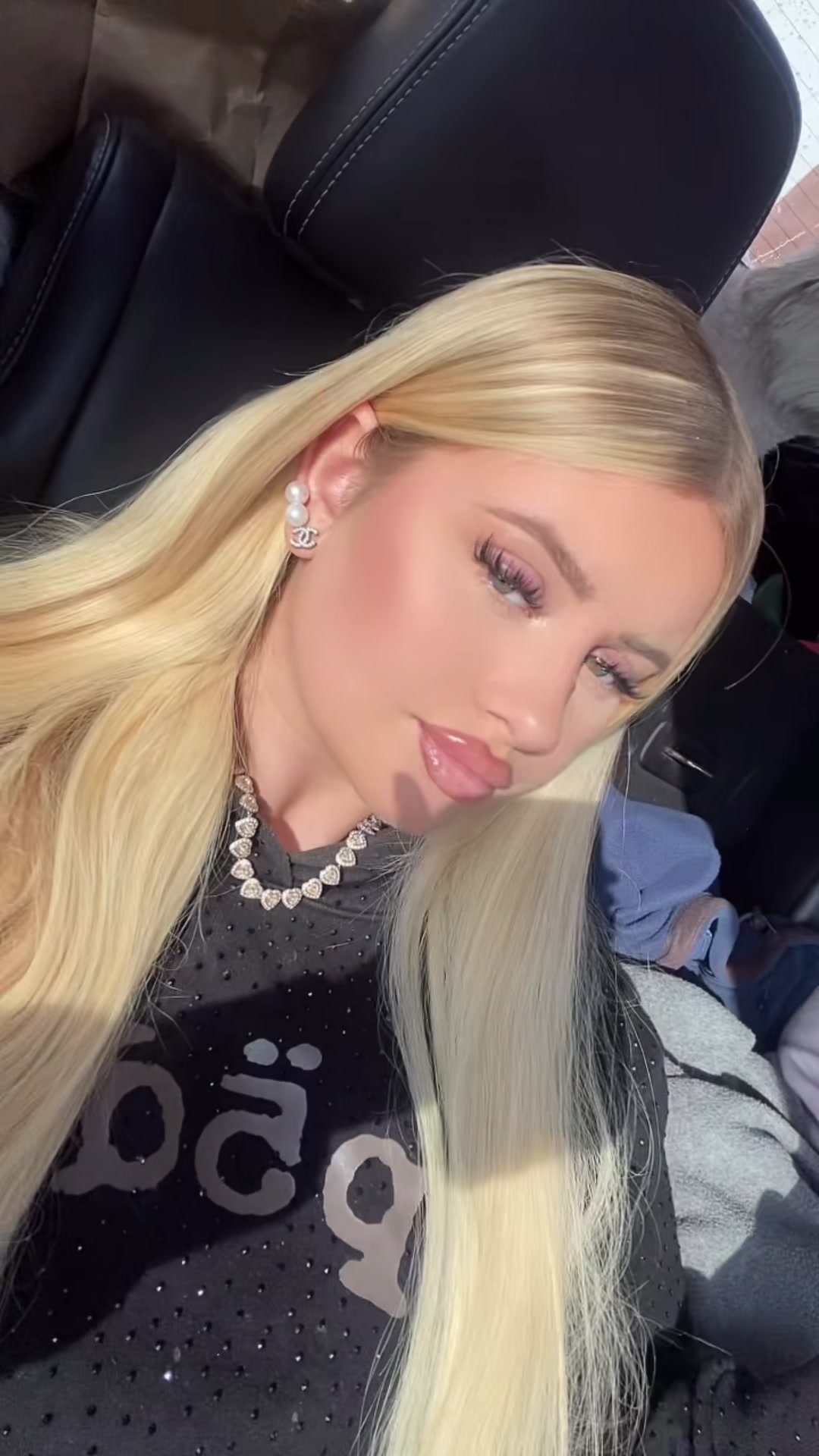 @rachelkrajj