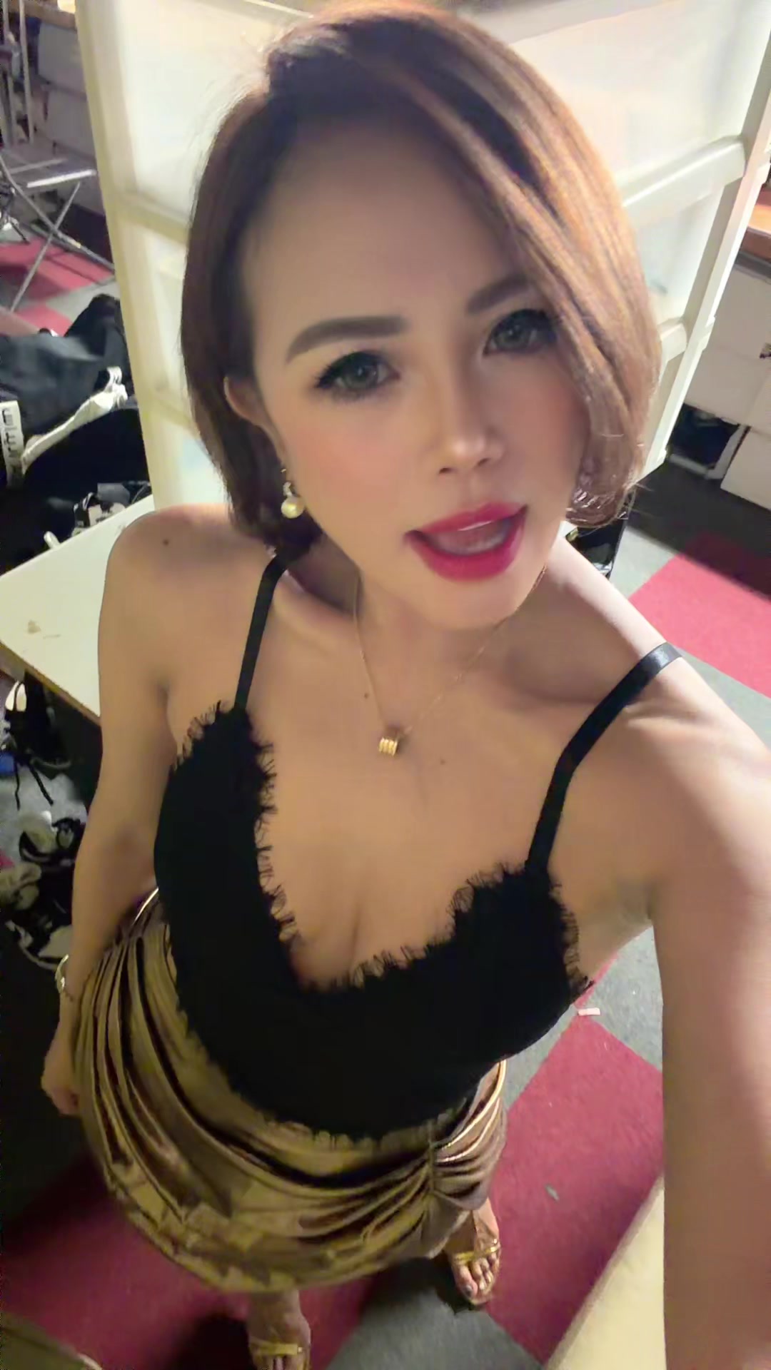 @Aileinbisdak