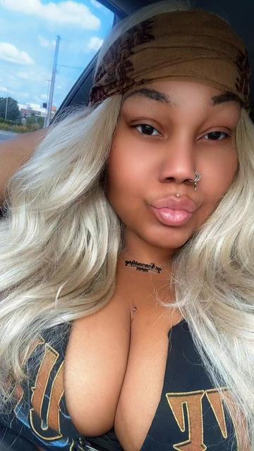@💕💕QUEENIE.BABY💕💕