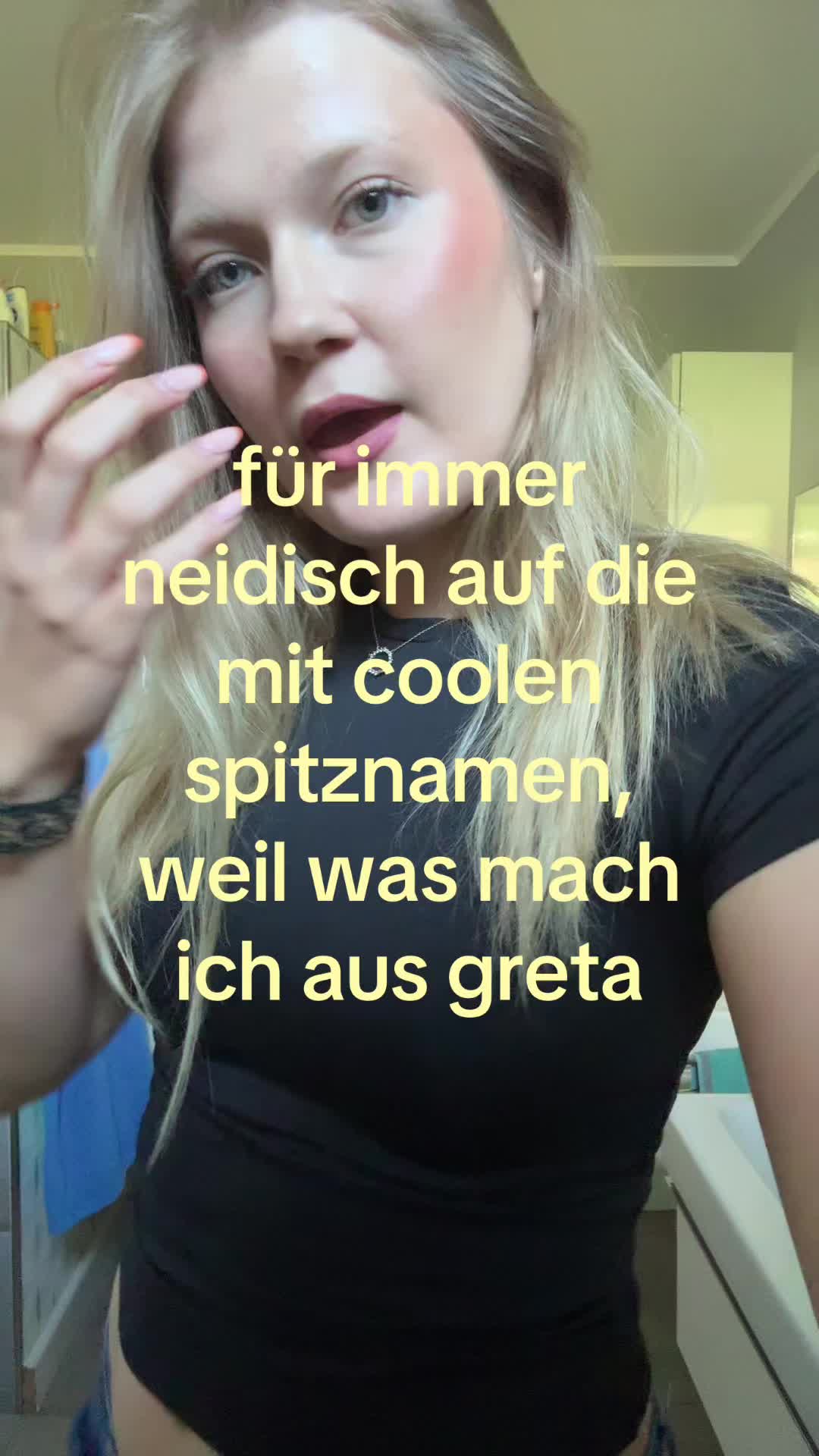 @𝓰𝓻𝓮𝓽𝓪 ⭐️🧸📀