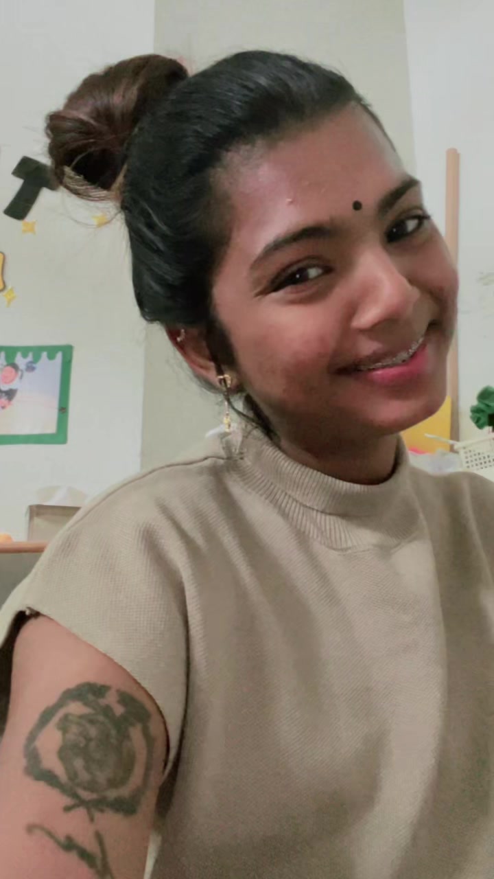 @Dvyaa🤍🌼