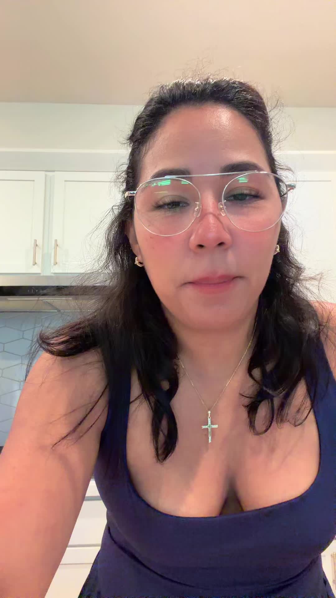 @alejandra