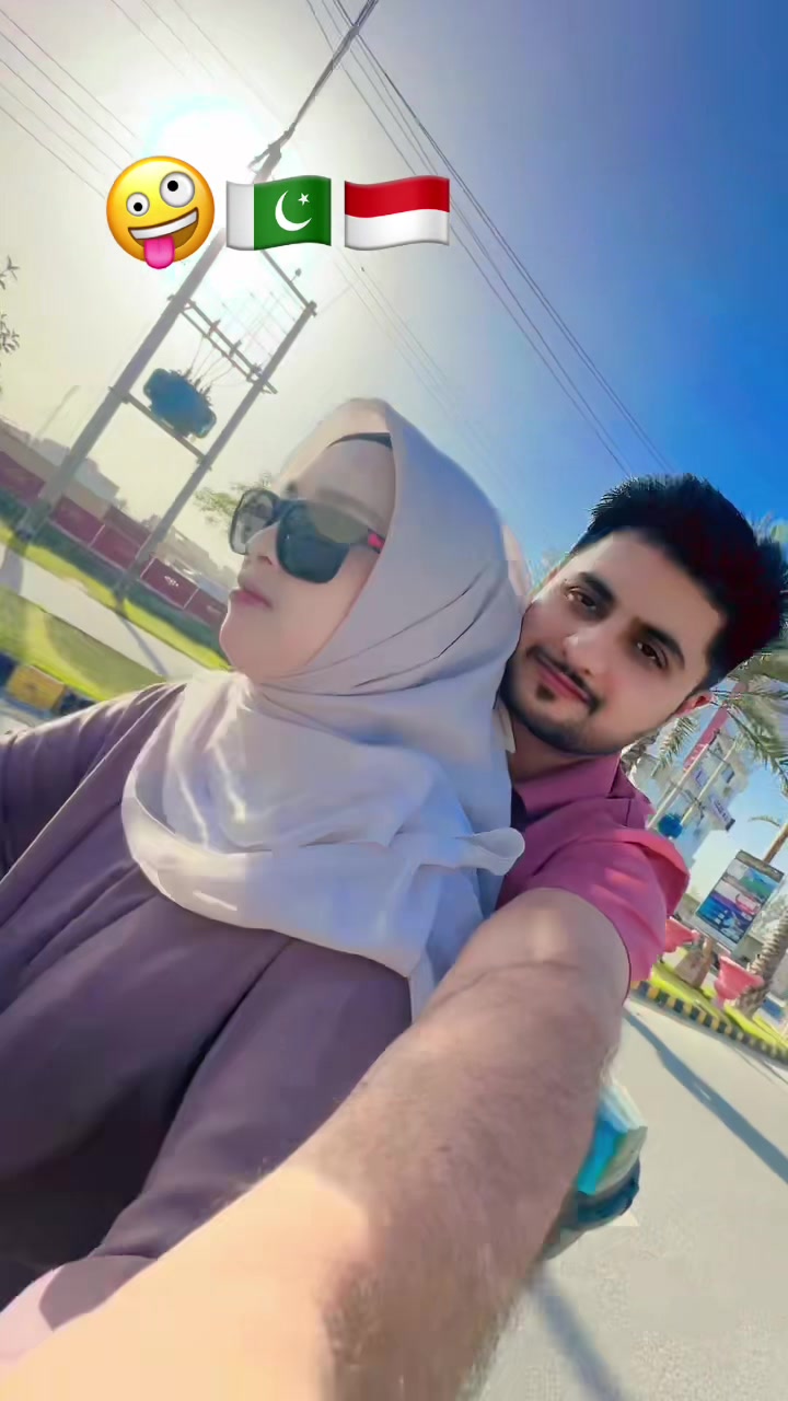 @Zeeshan_Vlogs