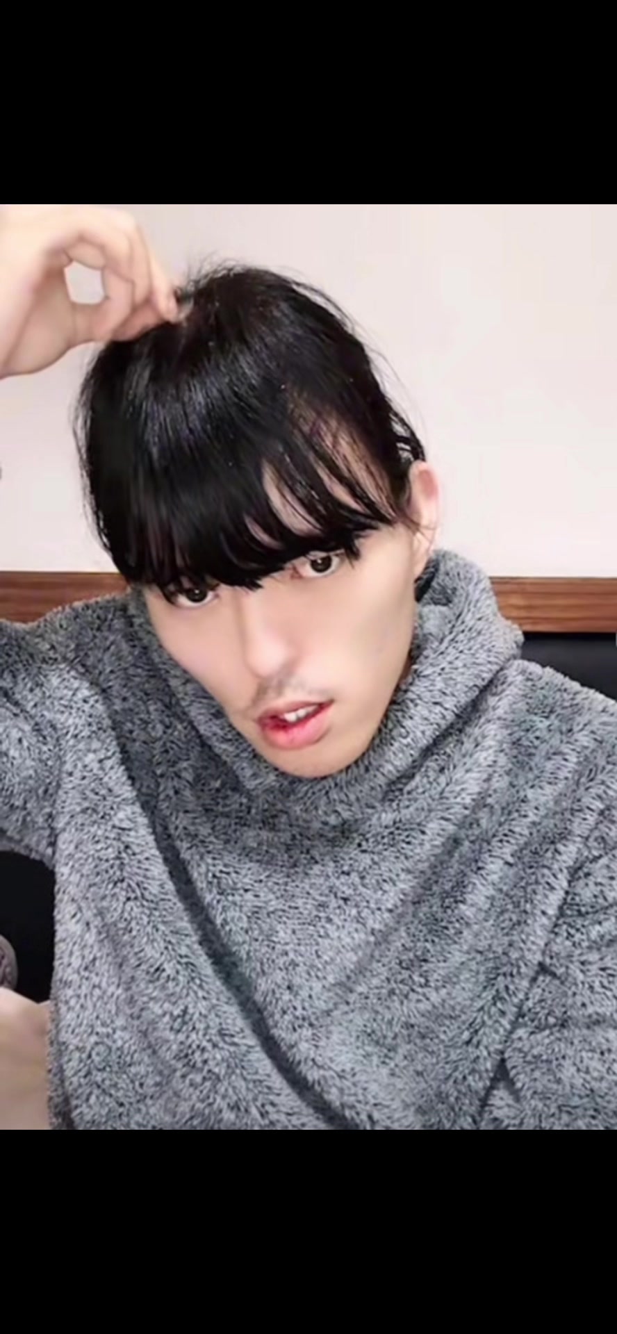 @出