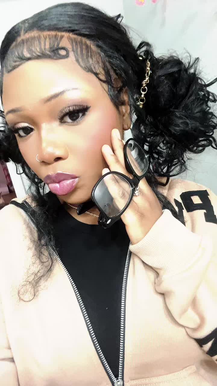 @missyapparoo