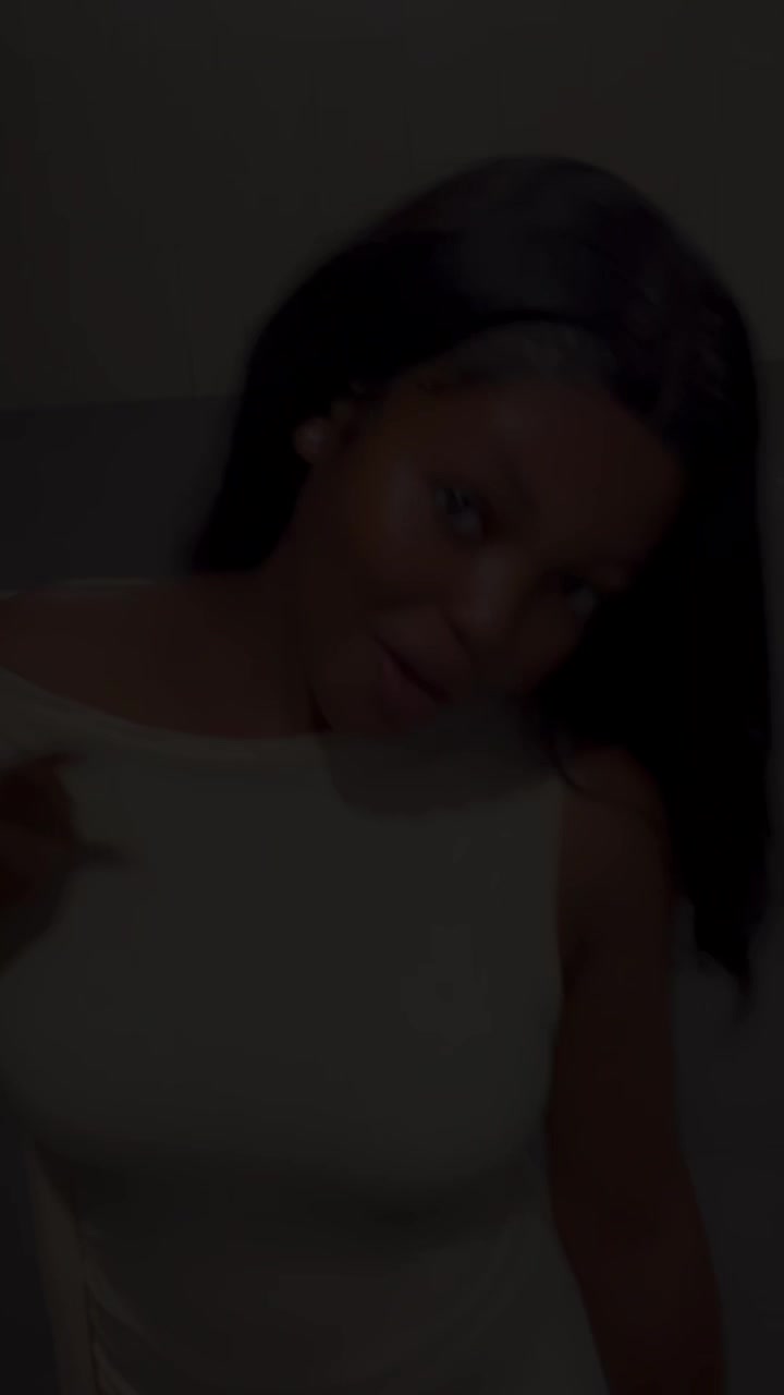@Akua_Moore💐💞