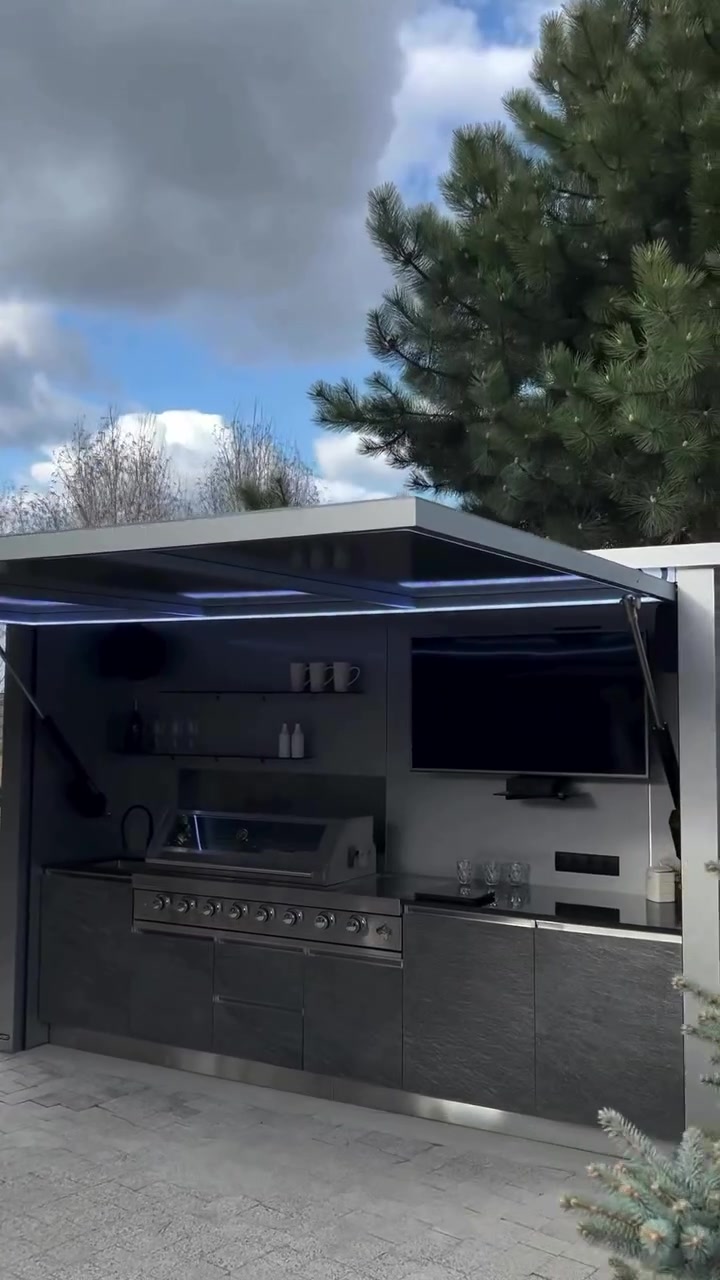 @Grilluxe Outdoor Kitchens